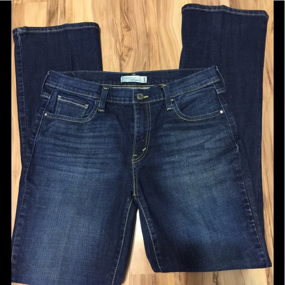 👖🎈Levi’s Ladies Bootcut 5 Pocket Jeans 32 x 32 - Picture 2 of 7